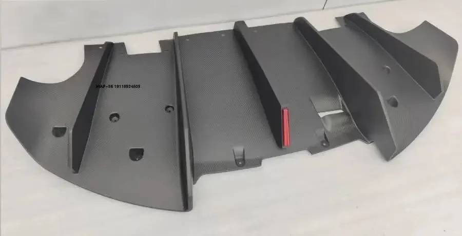 High Quality Fast Delivery Whole Sale Price Dry Carbon Fiber V Style Diffuser Wing Body Kits for Emira