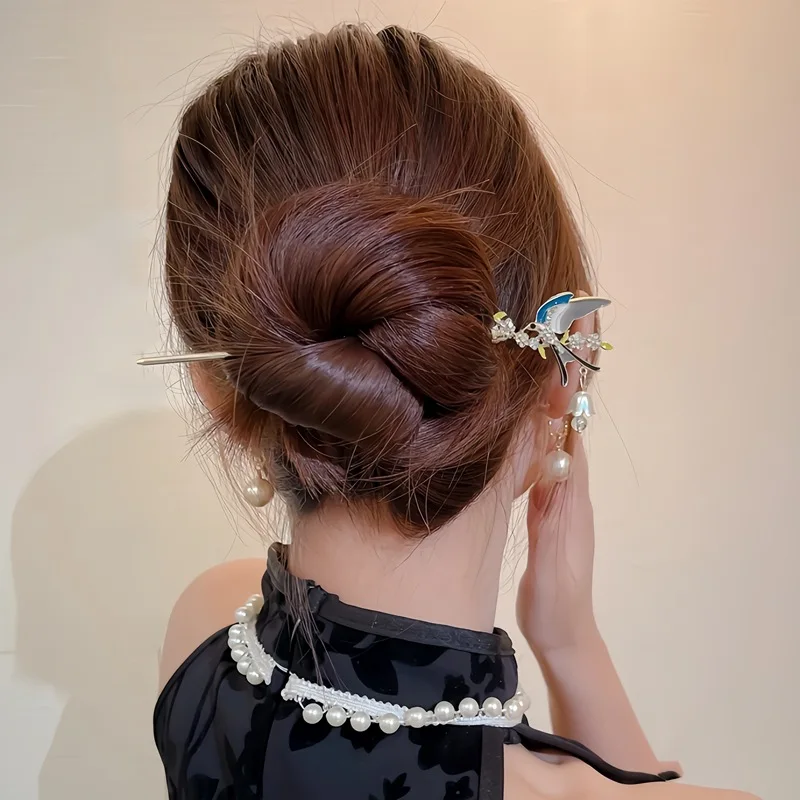 FS004 Elegant Handcrafted Butterfly Hairpin Set - Vintage Pearl & Tassel for Hanfu Updos, Sterling Silver with Crystal Drops