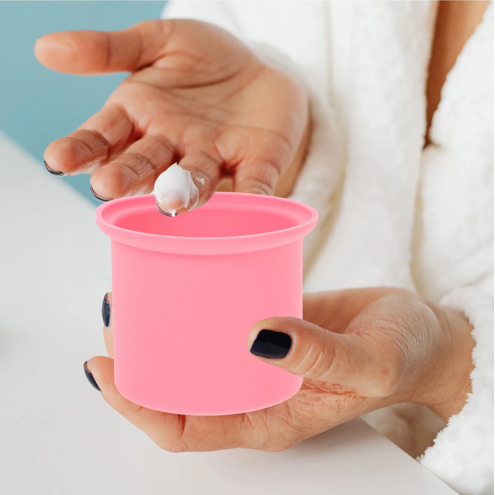 4Pcs Silicone Wax Pot Liner Reusable Melting Bowl Flat Bottom Mini Wax Melt Warmer Replacement for Hair Removal Waxing Supplies