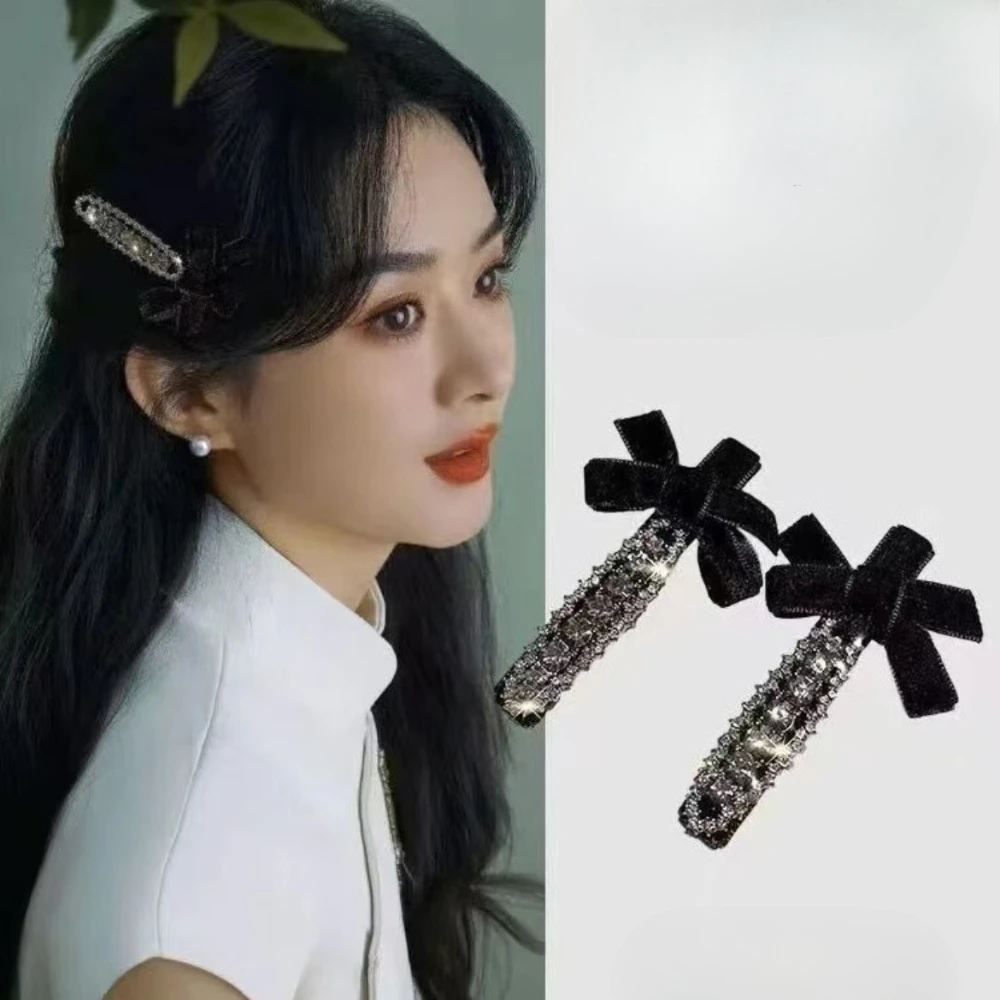 

2pcs Velvet Rhinestone Bow Hair Side Clips Solid Color Bowknot Duckbill Clips Bangs Hairpins Women Girls Sweet Elegant Headwear