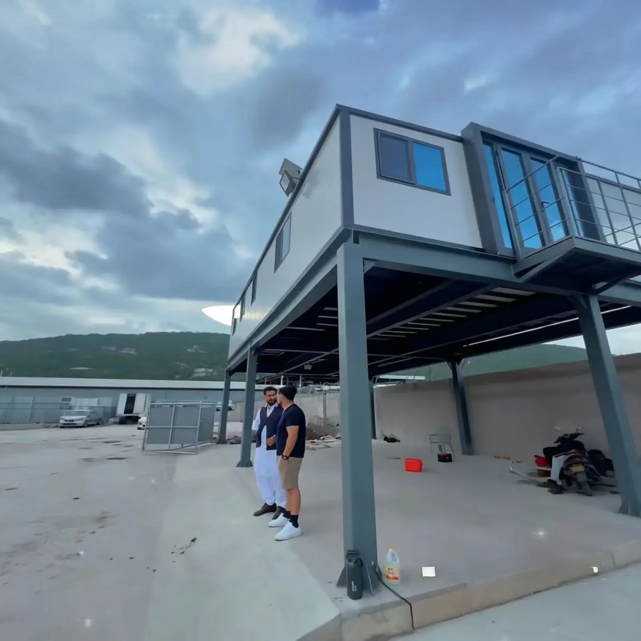 Custom High Quality Expandable Foldable 2-Floor Prefab Steel Structure Living Office House Outdoor Fabricated Design