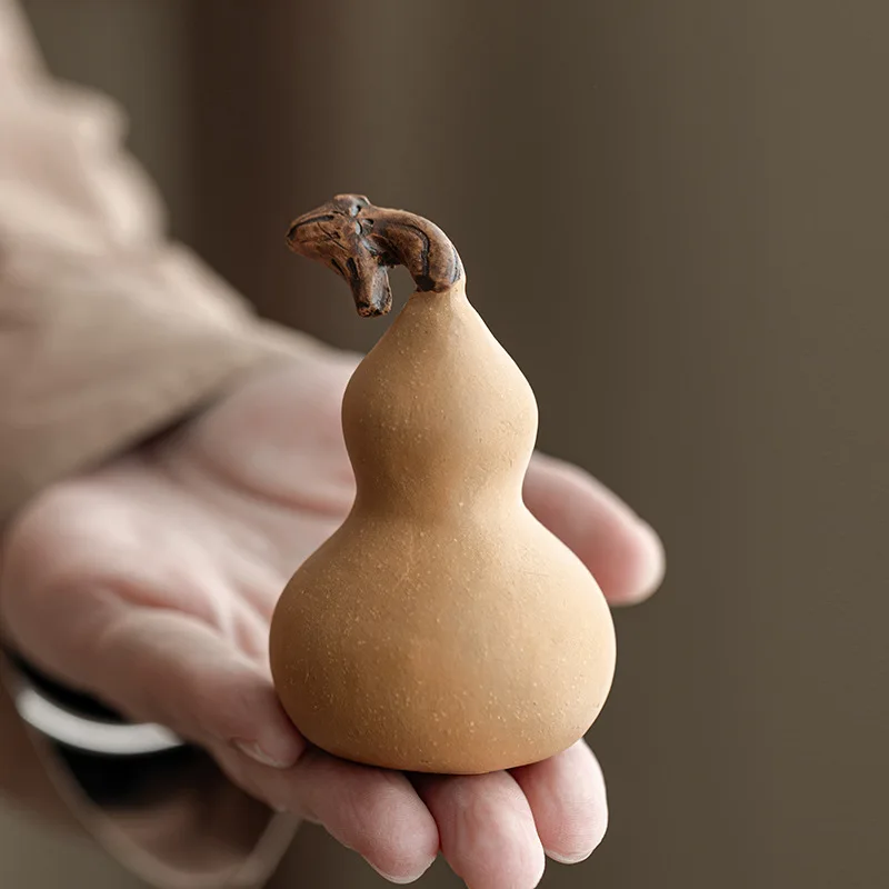 Purple sand gourd tea pet home decoration creative handmade ceramics can raise tea play accessories hand play