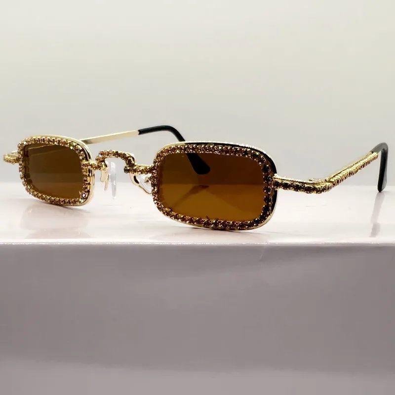 Frauen Kleine Quadratische Diamant Sonnenbrille Metall Luxus Rechteck Strass UV400 Mehrfarbige Shades Weibliche Sonnenbrille Brillen – Detail 14