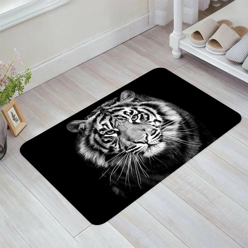 

Animals in the Dark Floor Mat Tiger Lion Leopard Kitchen Rug Aesthetic Room Decoration Carpets Balcony Carpet Entrance of House