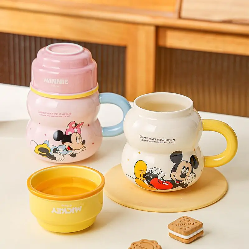 

Новые милые мультяшные кружки Диснея с Микки и Минни с крышками для мужчин и женщин, чашки для питьевой воды, подарки на день рождения оптом