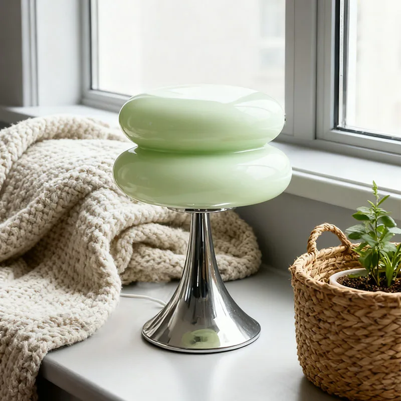 マカロンライトイエローの二層テーブルランプ、女の子の寝室にぴったりの落ち着く雰囲気のベッドサイドランプ、人気のホームデコレーションテーブルランプ