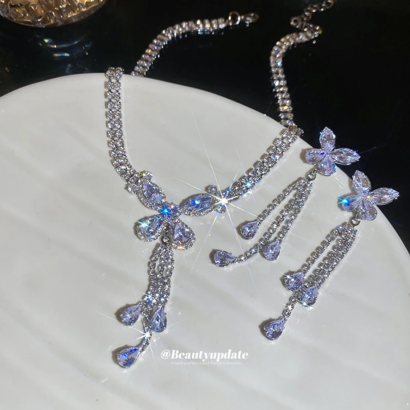Zirkon Doppelschichtige Schmetterling-Quasten-Halskette und Ohrringe Set Koreanisch Elegant Vielseitig Sanft Luxuriös Hochwertiger Damenschmuck