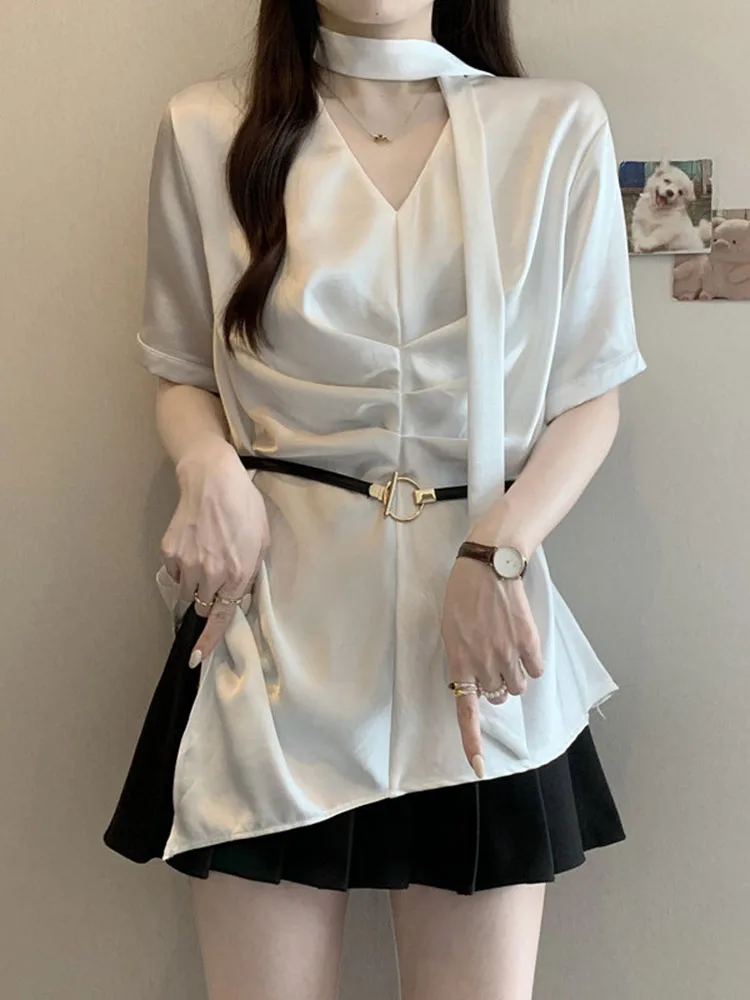 Chemise française haut de gamme cintrée à la taille pour femmes, col en v plissé, manches courtes, à la mode, polyvalente, décontractée, haut blanc d'été