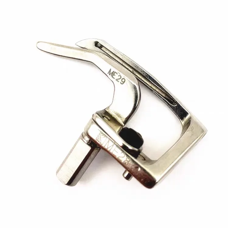 

1 комплект серебристых игл F007: изогнутые трехниточные, пятилинейные, для большой квадратной вышивки Kan Car, нижние изогнутые иглы Me28, защитные иглы Me29