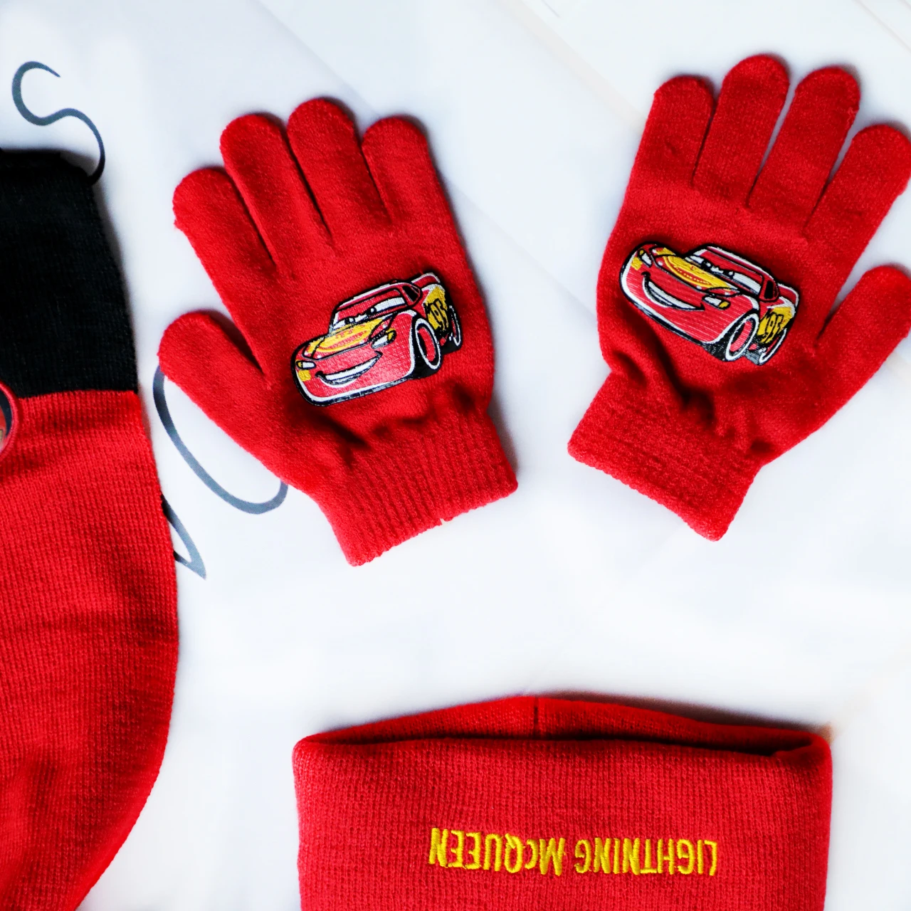 3 pz/set 4-8 Anni Autunno e Inverno Cappelli Per Bambini Ragazza Ragazzi Auto Cartoon Anime Sciarpa guanti cappello tenere al caldo Set Bambino Cap