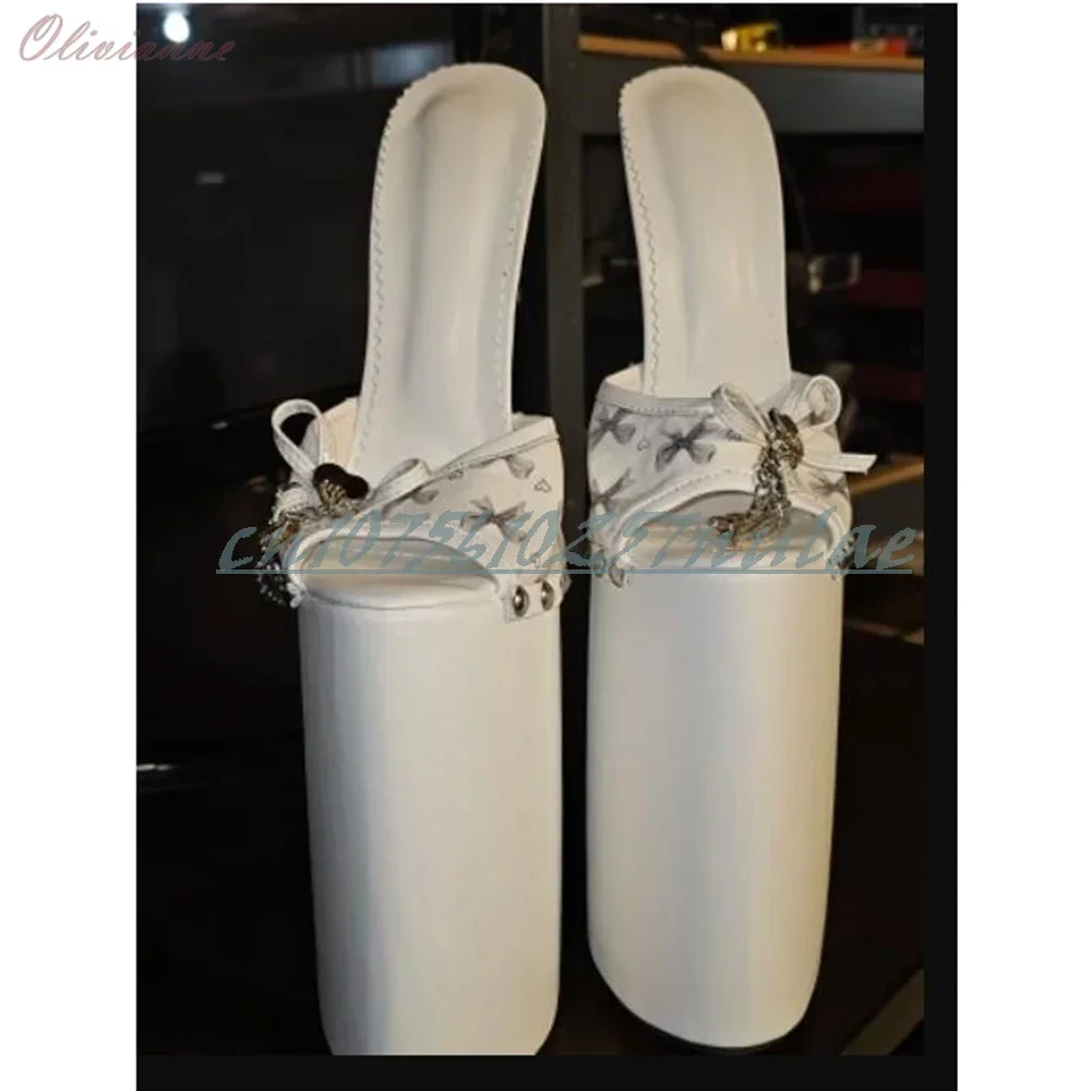 

Extreme Stiletto High Heel White Butterfly Knot Metal Chain Decor Slippers Peep Toe Party Sexy Women Shoes 2025 New Para Mujere