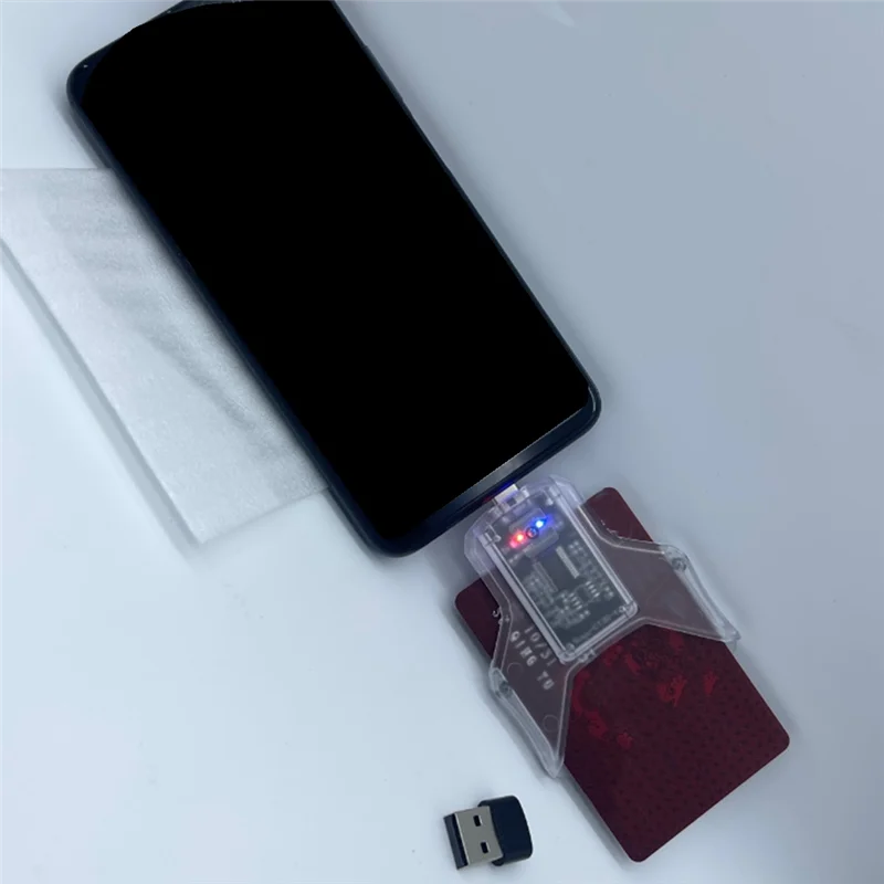 

A92Z Contact Type Intelligent Card Reader Type-C Usb-C Smart Card Reader Portable Card Reader