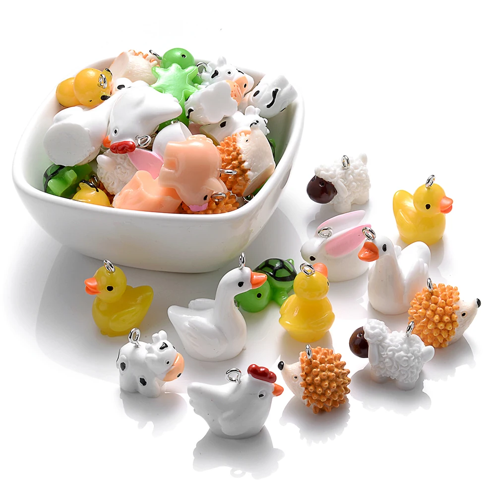 IYOE 10pcs Mix Animal Resin Charms perline pollo tartaruga maiale riccio Charms per fare gioielli forniture collana artigianale fai da te