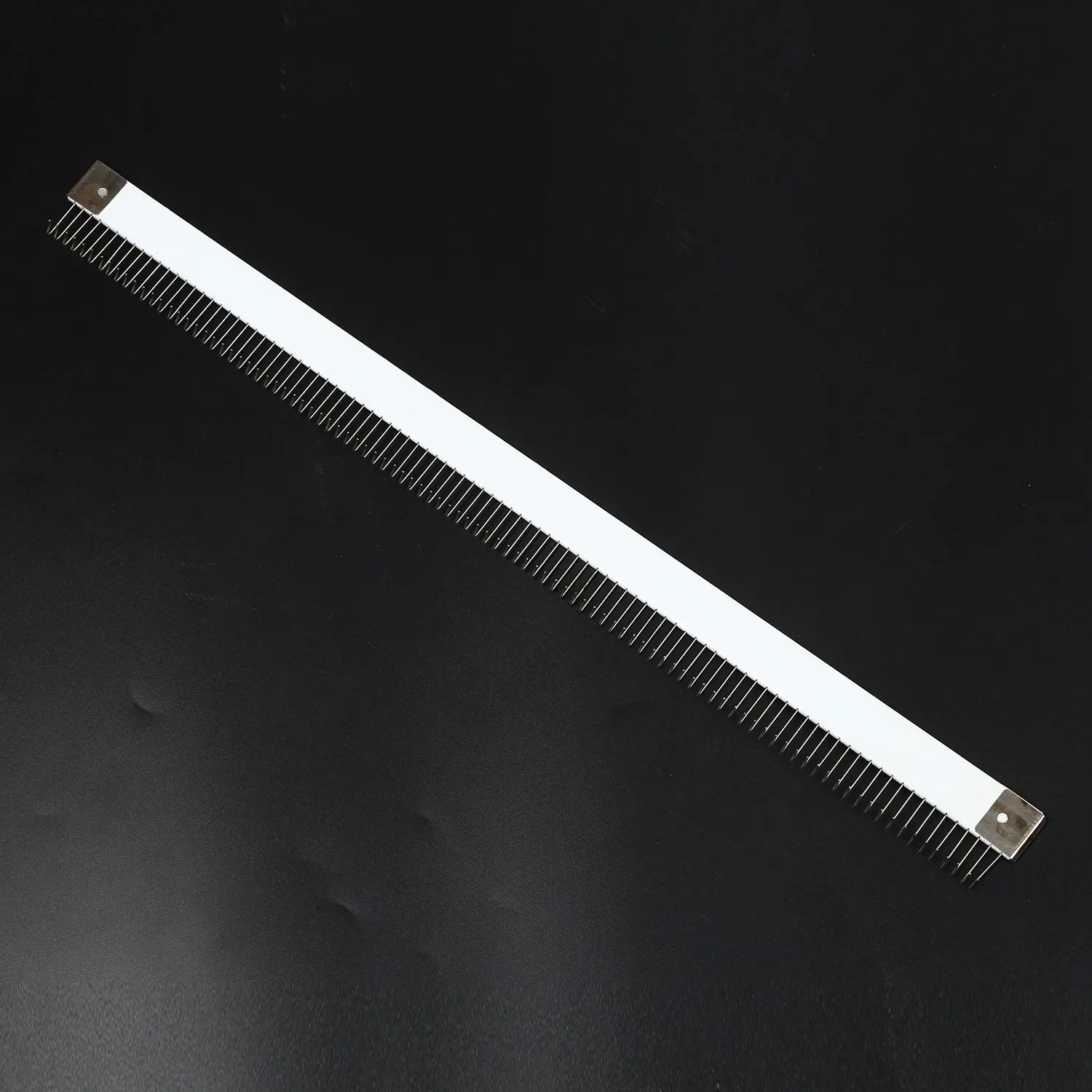 Pratica macchina per maglieria a pettine in acciaio inossidabile argento da 44,5 cm per tutti i 4,5 mm/9 mm per macchina per maglieria Brother Nee F