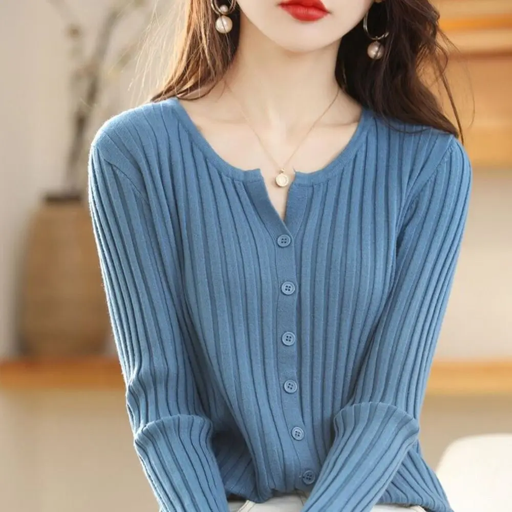 Chic Solid Color Knit Cardigan V-Neck Slim-Fit Design Women Sweater Long-Sleeved Knit Jacket