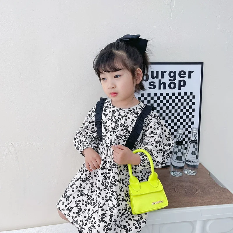 Neue Kinder Mini Umhängetaschen Niedliche Leder Geldbörsen Handtaschen für Baby Mädchen Kleine Münze Brieftasche Beutel Box Mädchen Geldbörse Mode