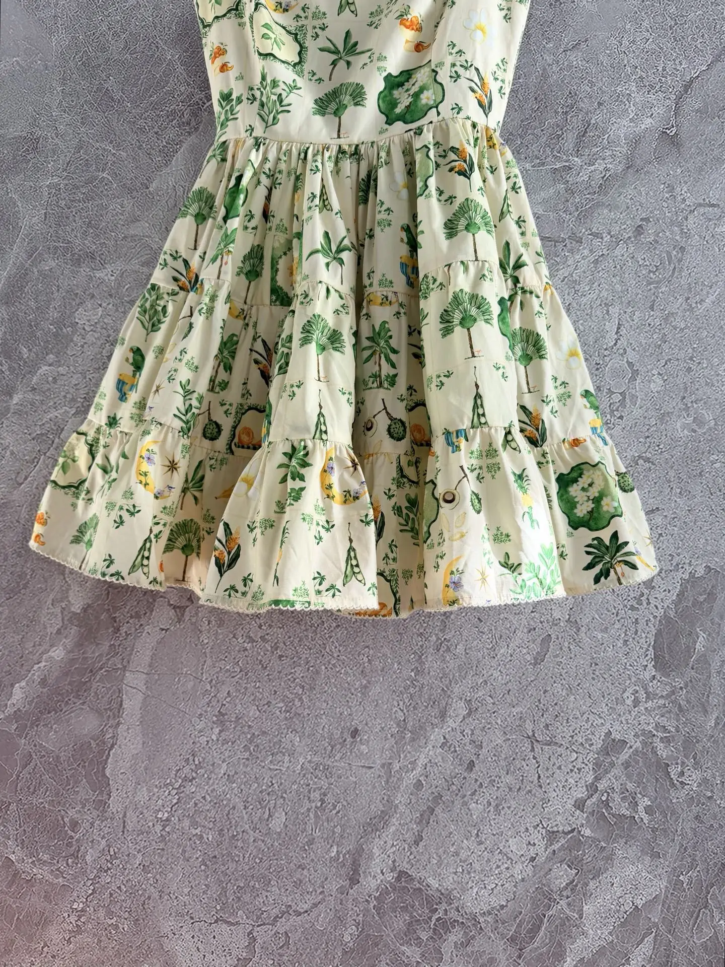 2026 Nuova primavera estate verde stampa floreale ricamo senza maniche donna mini abito di alta qualità