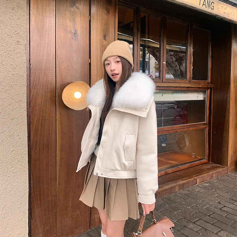 جديد جودة عالية الشتاء سترة النساء الملابس صوف الضأن كبير الفراء طوق المرأة قصيرة الشتاء أسفل معطف مبطّن بالقطن سترات الإناث