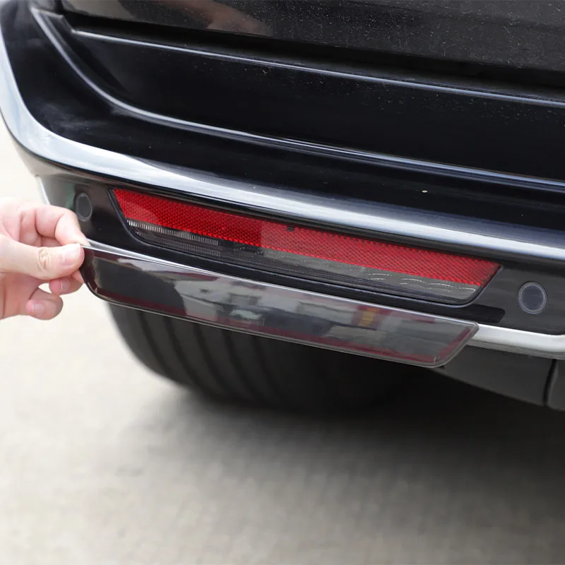 

For Land Rover Range Rover Sport Vogue L460 2023-2024 ABS Black Car Rear Fog Lamp Cover Sticker Car Exterior Accessories