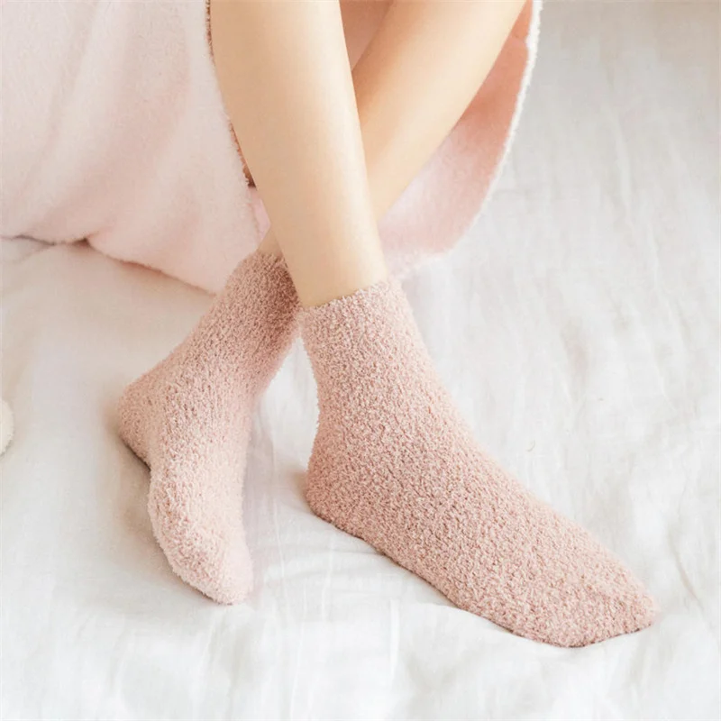 Vrouwen Sokken Herfst Winter Warm Zacht Pluizig Bed Sokken Effen Kleur Dames Thuis Vloer Slipper Pluche Dikker Koraal Fleece Warmer