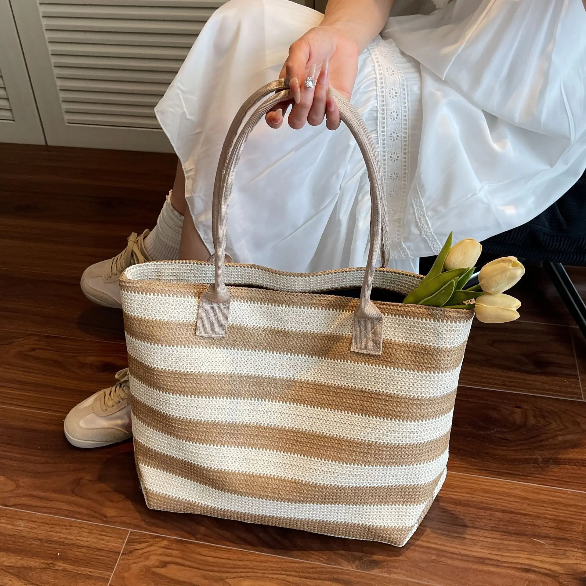 

​2025 Raffia Stripe Tote Bag - Adjustable Shoulder Large Capacity Boho Beach, Lightweight Vegan Commuter Purse for Women​