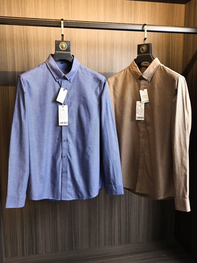 

Comfortable Cotton Lyocell Fiber Men's irt Spring Faion Urban Sle Stand Fit Long Sve Casual Sle Pure Color Butt...