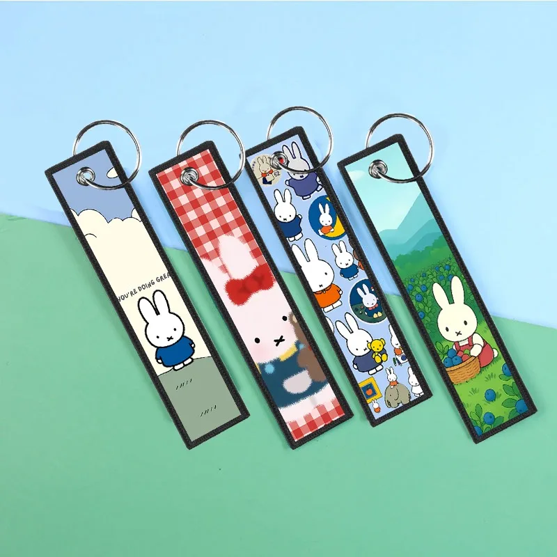 Miffy Cute Keychains Cartoon Anime Pattern Creative Keychain Women Men Fashion Key Holder Decorations Kawaii Keyring Party Gifts