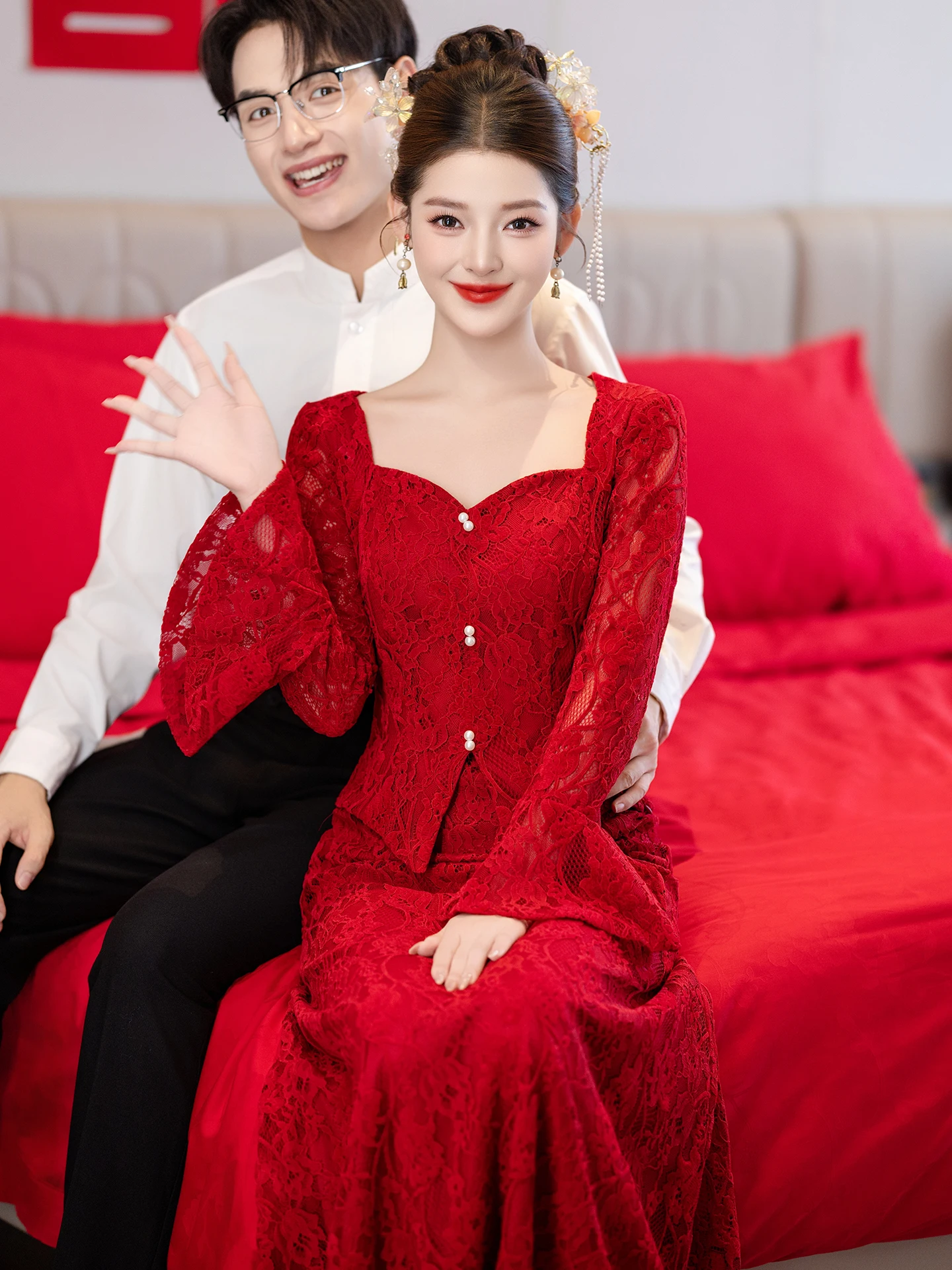 

Красное кружевное ципао с длинными рукавами для свадьбы, помолвки, вечеринки, костюм подружки невесты, китайский наряд для торжеств