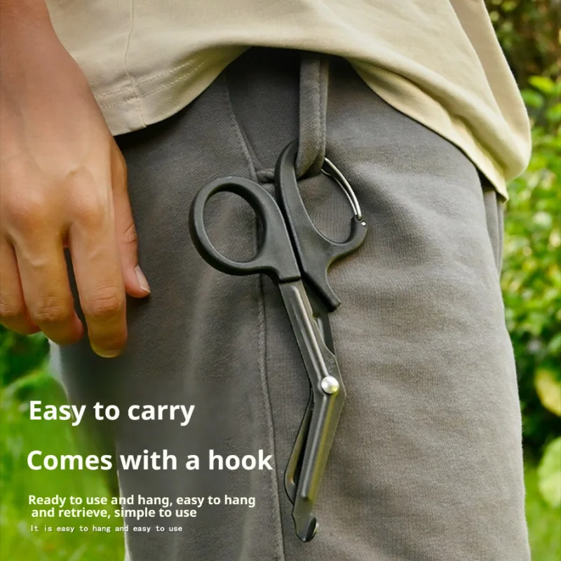 Outdoor Rescue Firs…