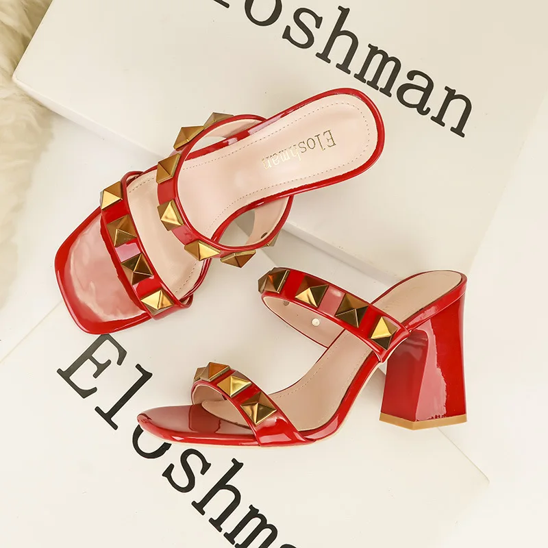 

Summer New Women Shoes Fashion High Heel Sandals Girl Rivet Band Pumps Chunky Heels Leather Slipper