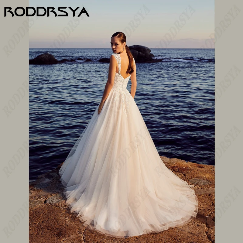 RODDRSYA Boho Wedding Dress For Women V-Neck Spaghetti Strap Backless Bride Gown Elegant Sleeveless A-Line Tulle Robe De Mariée