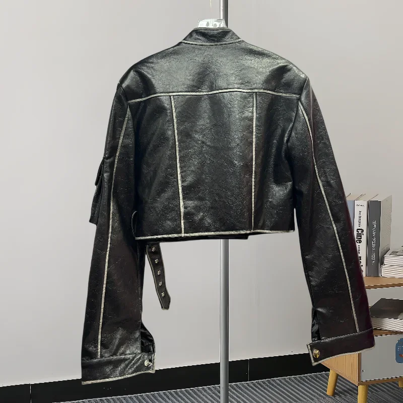 秋の女性の黒のショートフェイク Pu レザージャケットスタンドアップカラー長袖斜めジッパー不規則な裾バイカージャケットストリート