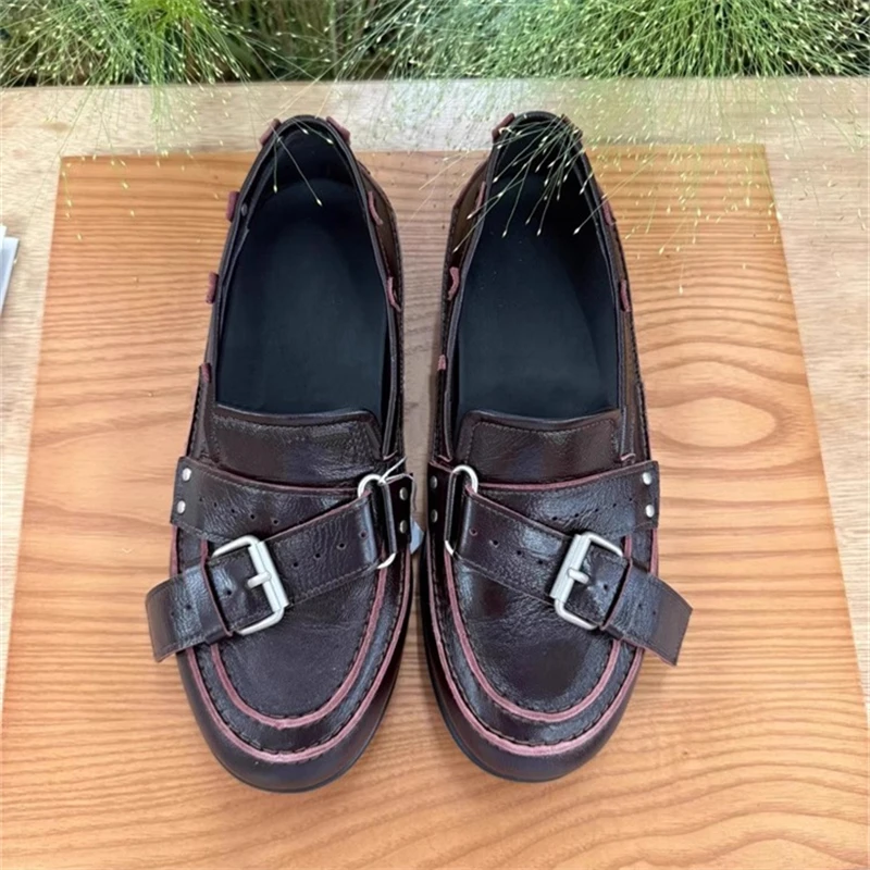 

Women Fashionable Rivet Belt Buckle Loafers Retro Style Round Toe Slip On Flats Comfortable Lightweight Casual Leather Shoes