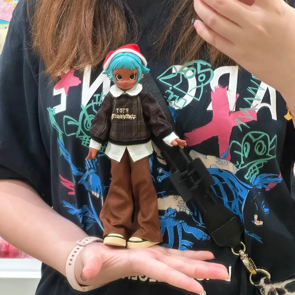 Pop Mart Peach Riot 1/8 Bjd Blind Box Winter Break Ootd Series