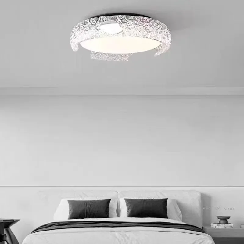 

GHJUYIOL Italian minimalist master bedroom lamp with creative full spectrum eye protection and high-end feel, now new room ceili