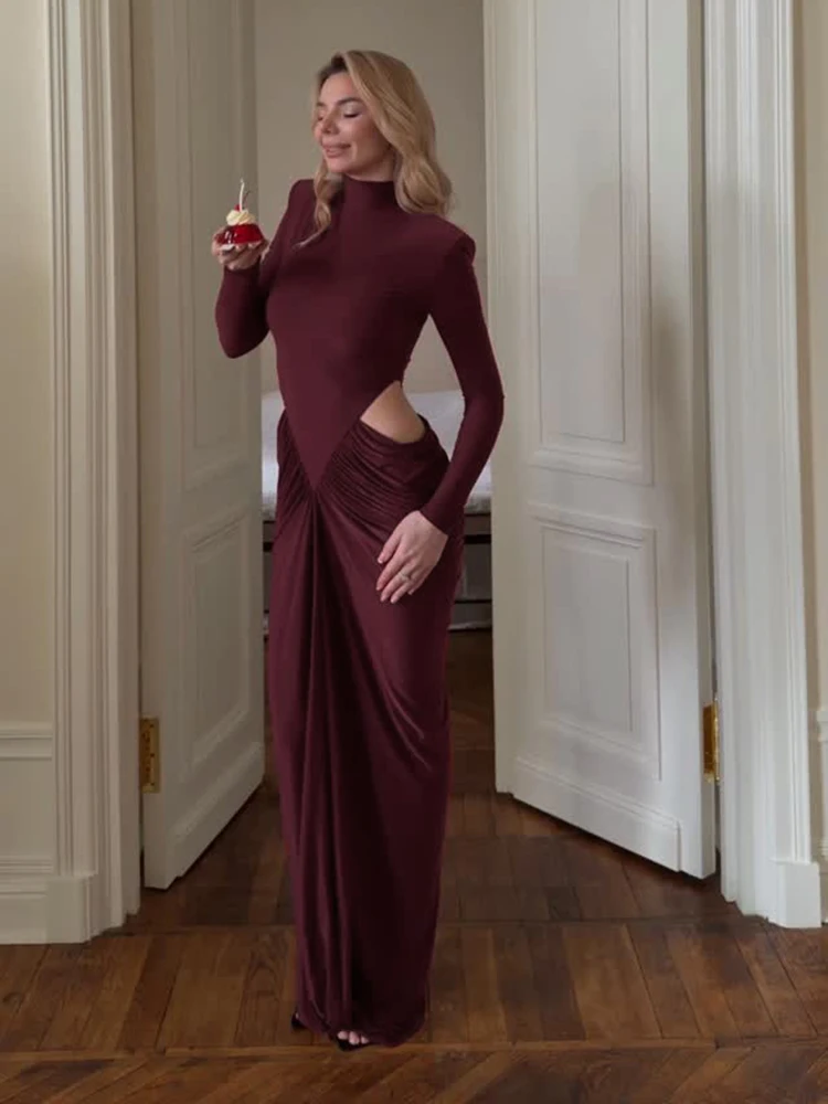 VC soirée à la mode luxe marron foncé col haut épaule rembourrée avec découpe et robe froncée robe de bal Maxi
