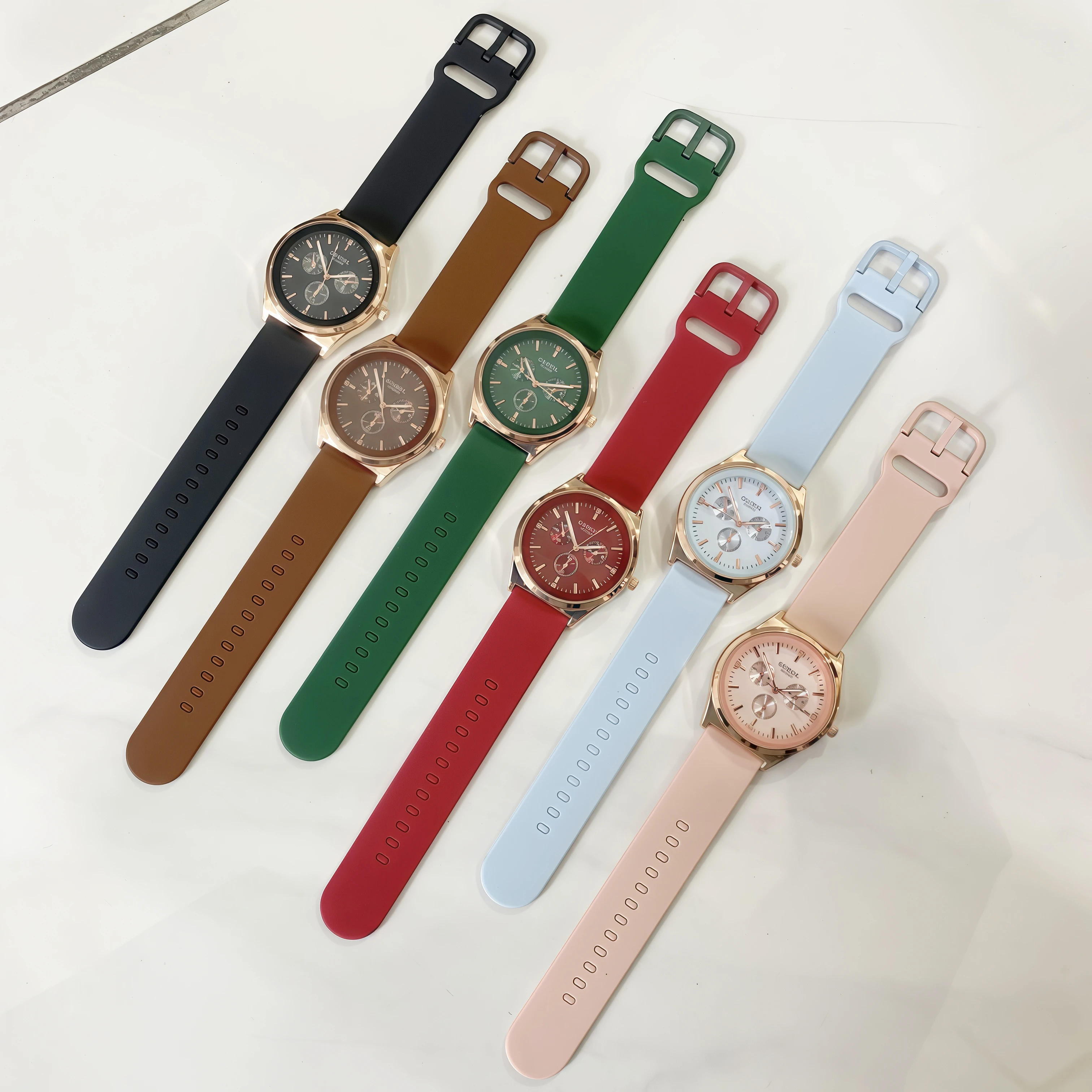 

Новые повседневные спортивные кварцевые часы для мужчин и женщин-студентов, часы с круглым циферблатом, модные и роскошные кварцевые часы для мужчин и женщин, праздничный подарок, подарок на День святого Валентина