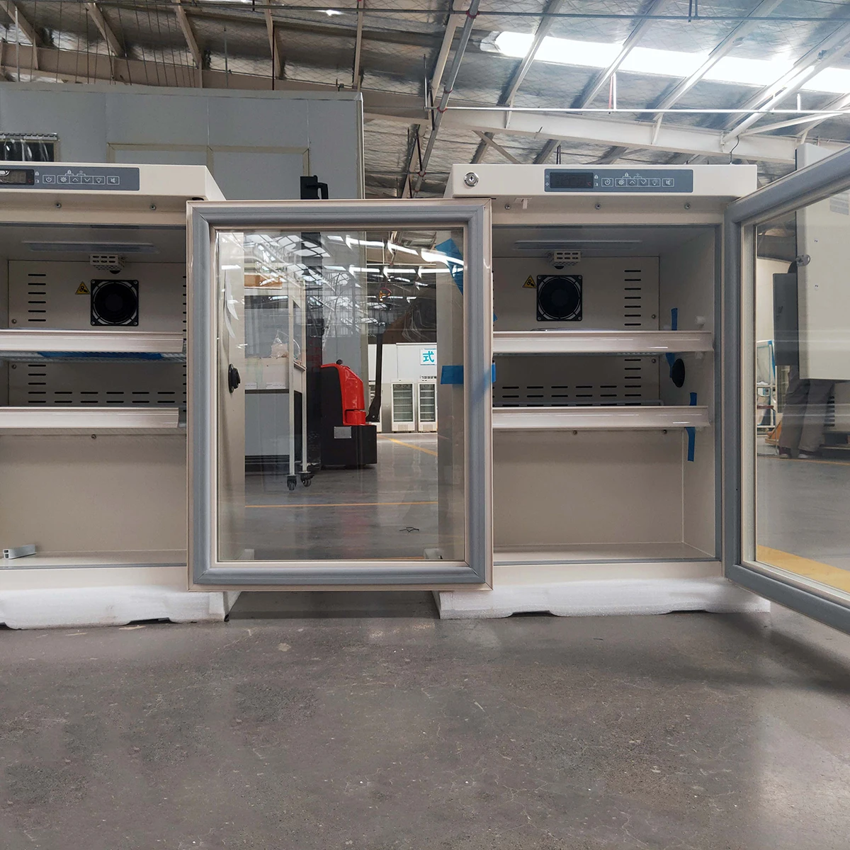 Refrigerador de farmácia de alta qualidade 2 ~ 8'C especialmente projetado para armazenar medicamentos, vacinas, ressentimentos e biomédico