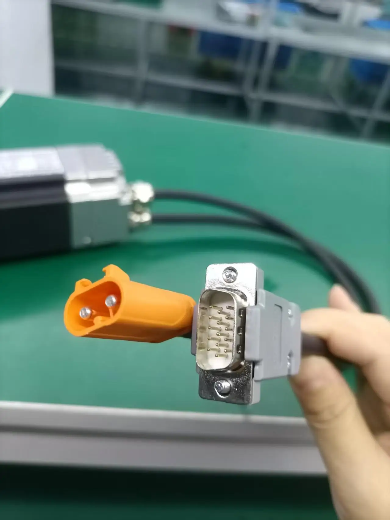 Siheng Motor Factory's 80mm 3.2nm 1000W 48VDC Canopen Servo Motor Driver Absolute Encoder 17bit CE Approved 3000rpm Permanent