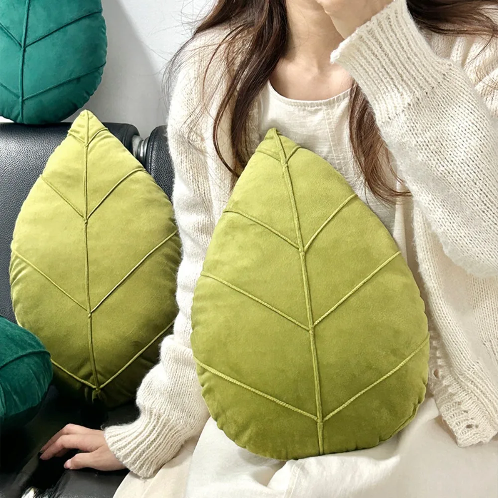 Nordic Leaf Shaped Pillow 4