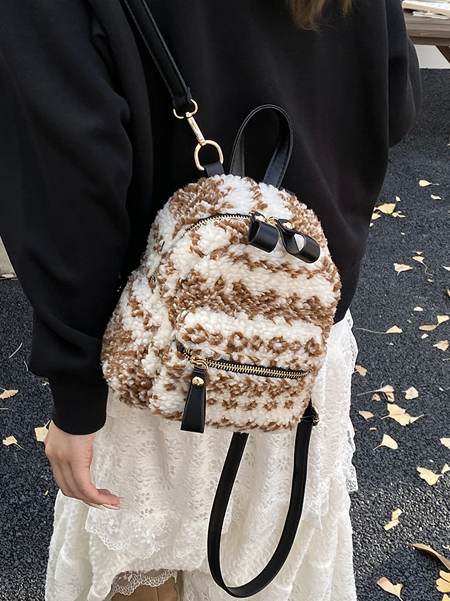 Lamb Backpack for Women Autumn Winter New Splicing High Aesthetic Students Schoolbag Zipper Personalized Travel Light Handbag