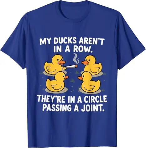 Meine Enten stehen nicht in einer Reihe, sie sind im Kreis und machen eine Pause. T-Shirt Y2k Cartoon Enten machen eine entspannte Pause. Grafisches Kleidungsstück Geschenk. – Detail 14