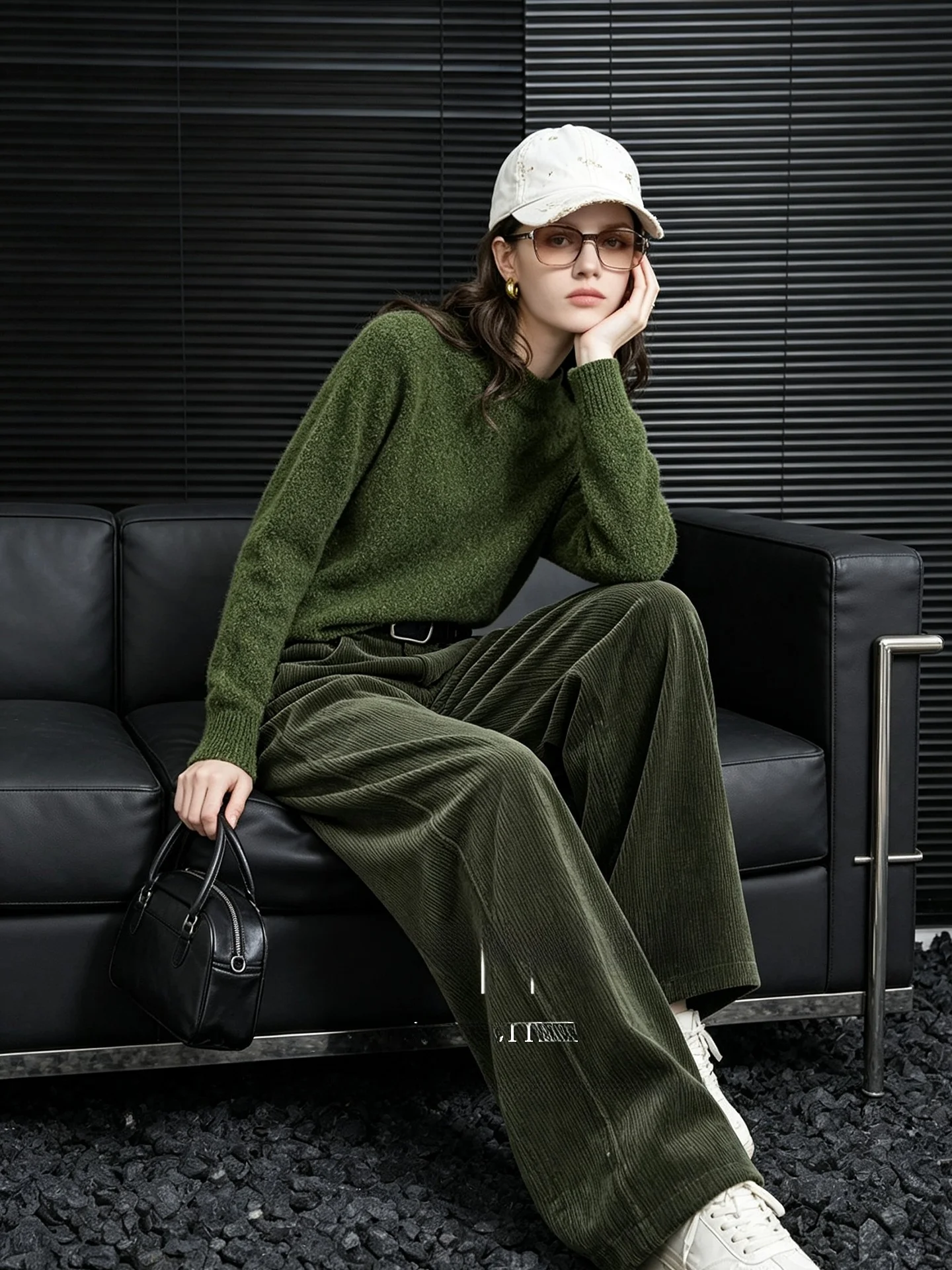 Huaappuw Vintage Green Casual Pants High Waist Wide Leg Thickened Lazy Style Autumn New Arrival Women's Fashion Comfortable T...