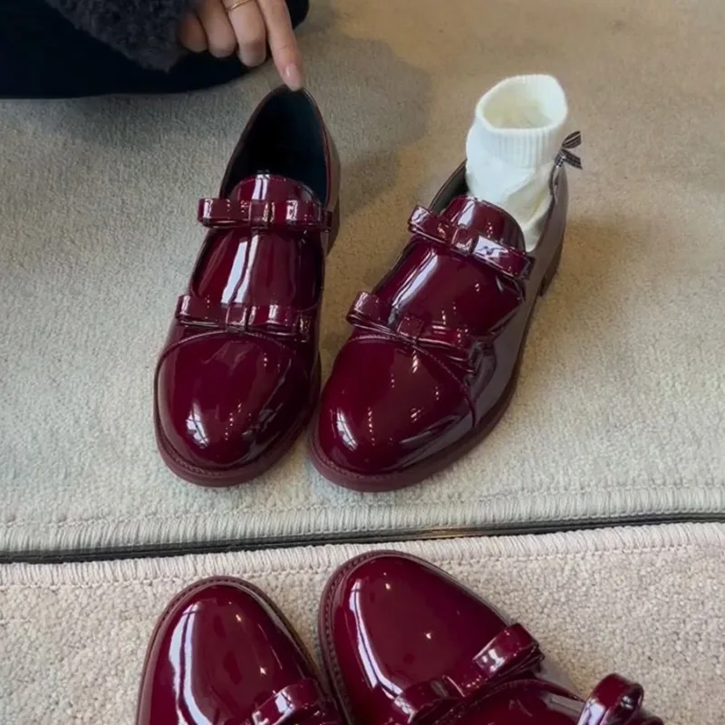 

Burgundy Women's Flats Patent Leather Round Toe Loafers Spring 2025 New Block Heel Bow Sweet Sexy Leather Shoes Mary Jane Shoes