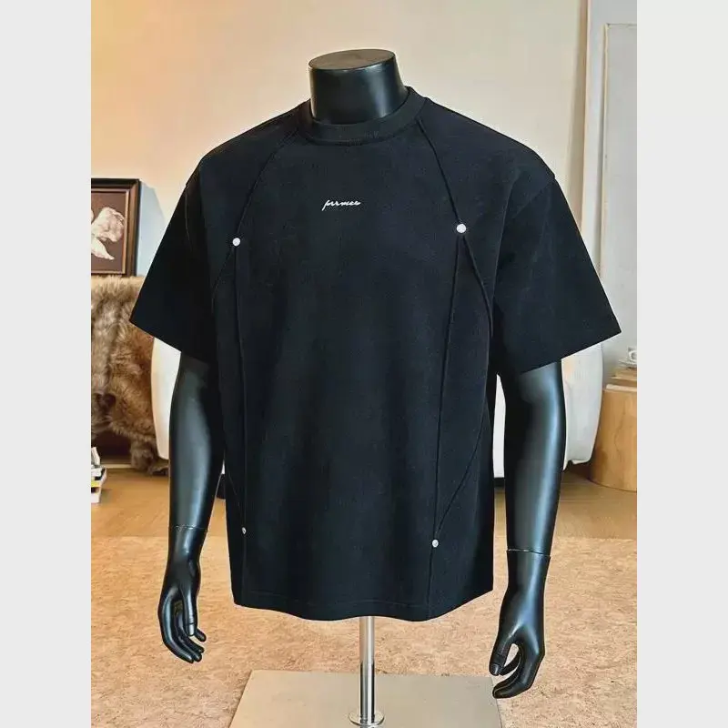 Summer 2026 Men's Short Sleeve T-Shirt Casual Loose Fit Embroidered Rivet 3D Pressed Pleat High-End Feeling Top