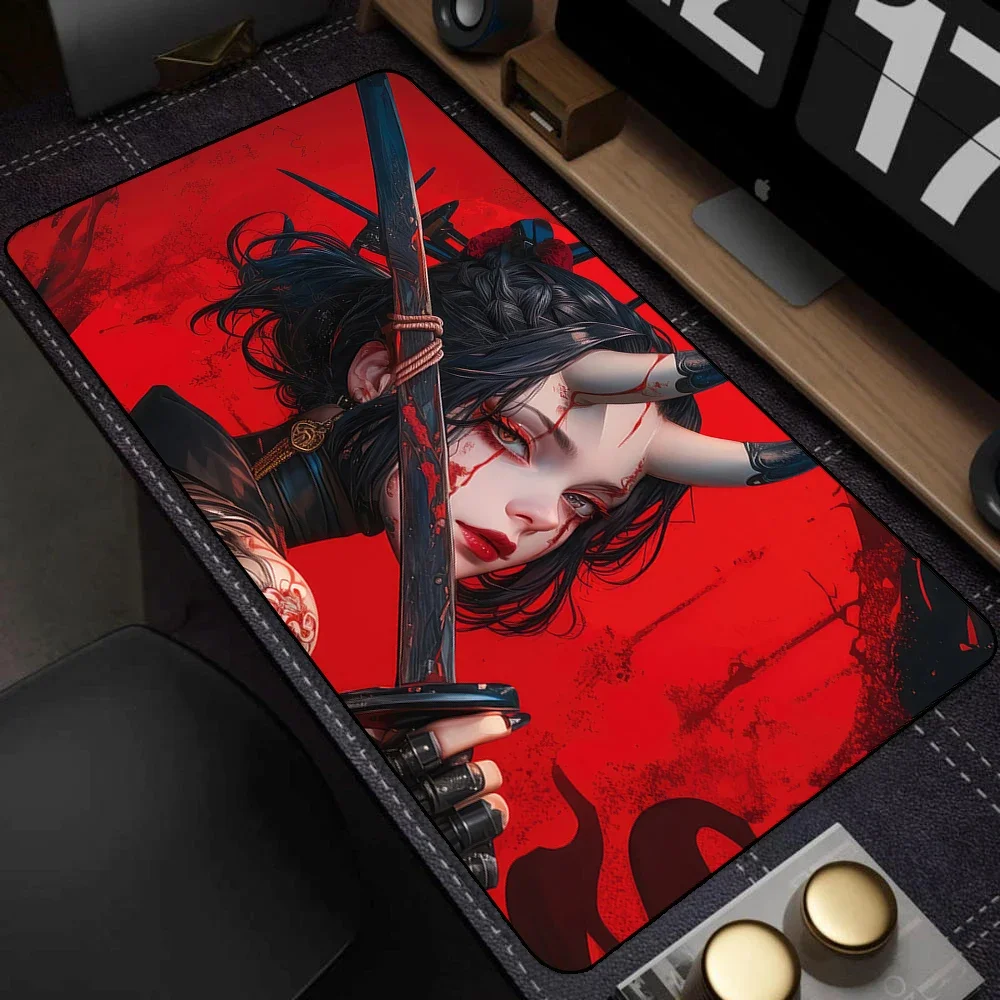 Beliebtes japanisches Samurai-Schwertspiel-Mauspad, großes Anime-Mauspad für rote Mädchen, Büro-Tastaturpad, rutschfeste Schreibtischunterlage für PC und Laptop