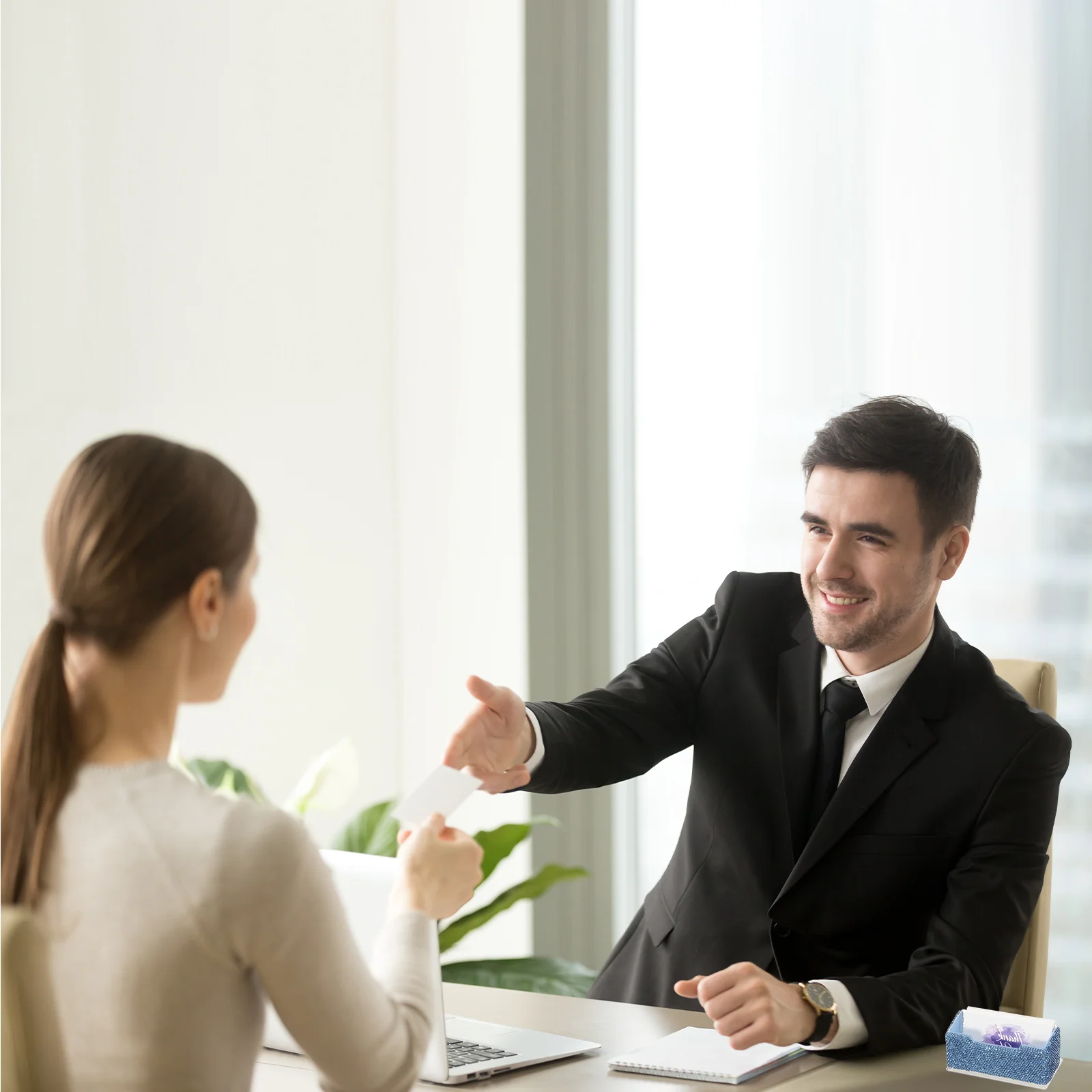 1/2Pcs Rhinestone Business Card Holder Crystal Business Card Case Bling Name Card Organizer Desktop Display Stand for Office