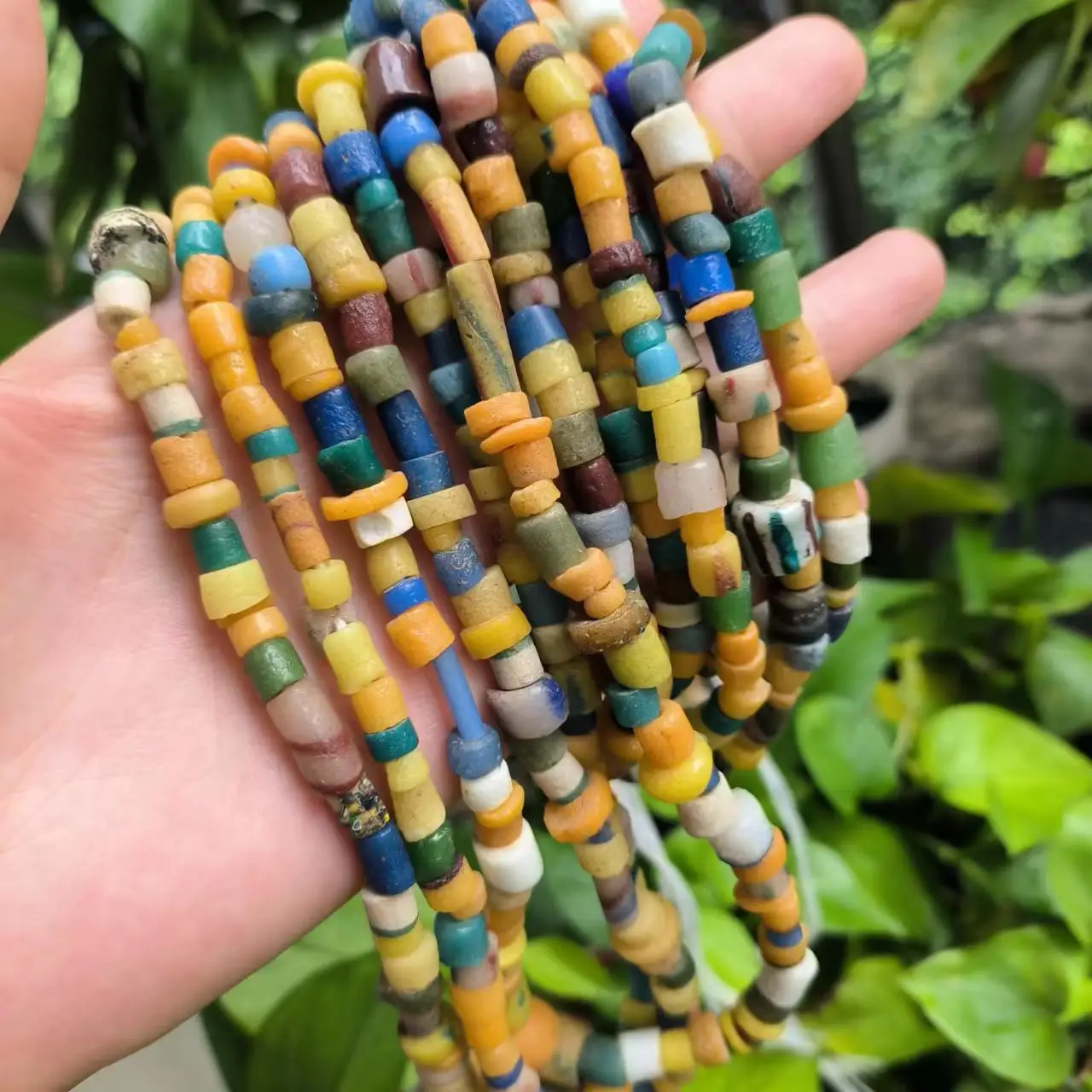 1pcs/lot Natural African Old Glass Bead String Thousands of years of traditional handmade spring and summer colors folk-custom