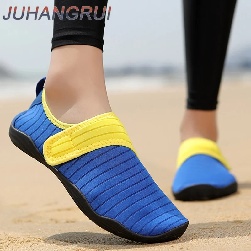 New Women's Water Shoes Outdoor Beach Swimming Shoes Indoor Multifunctional Yoga Fitness Sports Sneakers Wide Toe Hiking Shoes