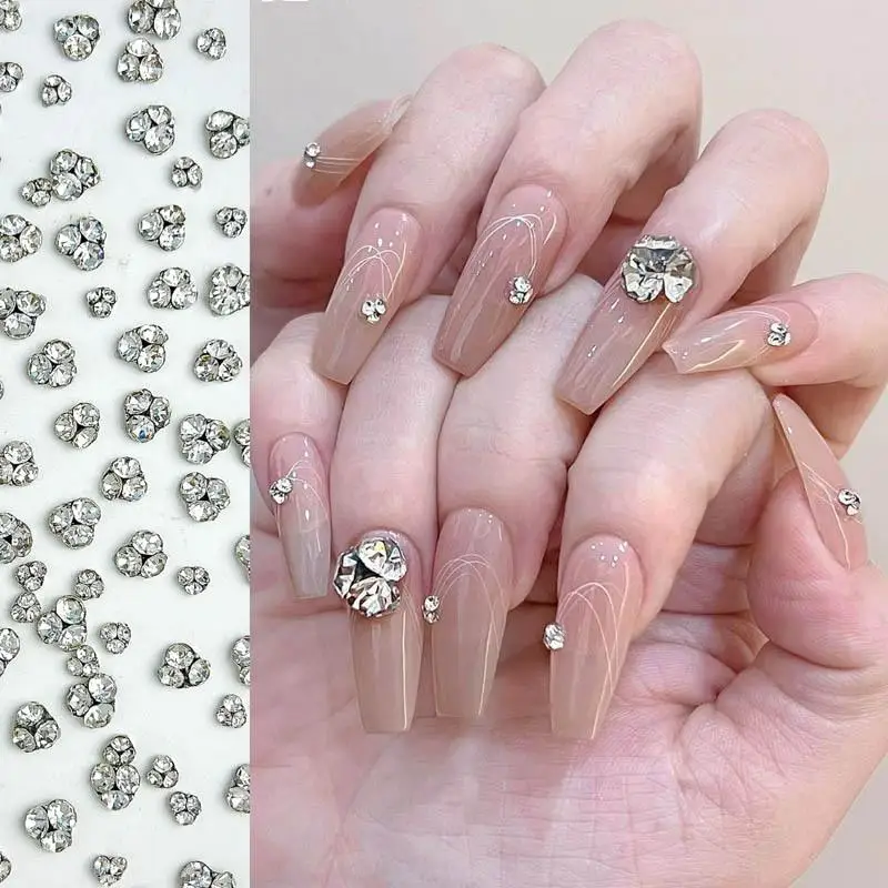 

30PCS Light Luxury Sliver Gold Bottomed Nail Art Rhinestones with 3D Sparkling Diamond Nail Crystal Decorations DIY Nail Designs